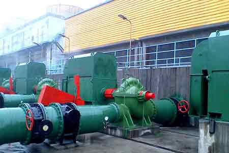 KPS系列单级双吸离心泵在巴陵石化使用现场